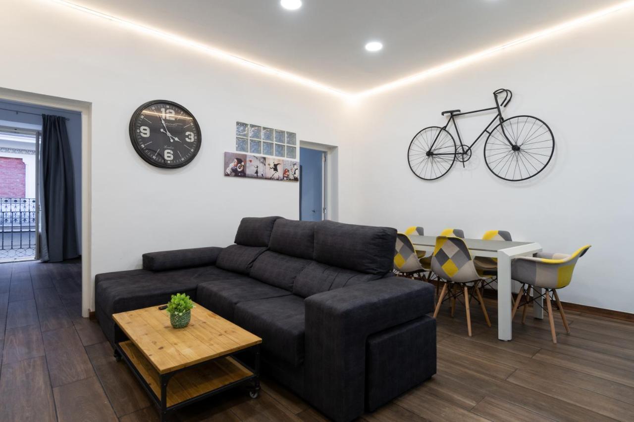 Vip Cervantes, By Monaro***** Madrid Bagian luar foto