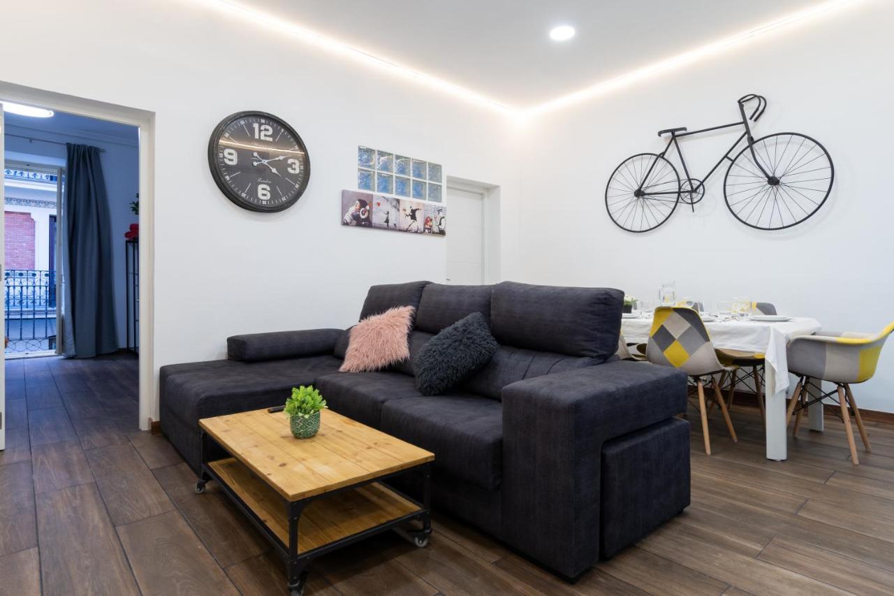 Vip Cervantes, By Monaro***** Madrid Bagian luar foto