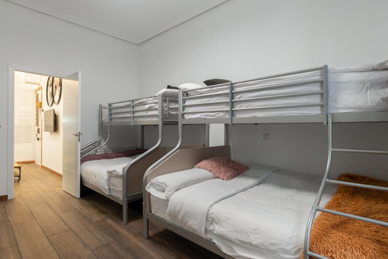 Vip Cervantes, By Monaro***** Madrid Bagian luar foto