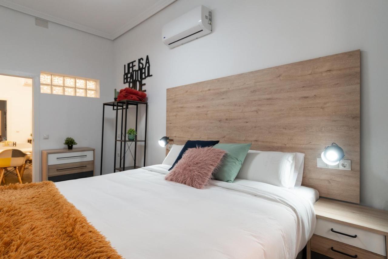 Vip Cervantes, By Monaro***** Madrid Bagian luar foto