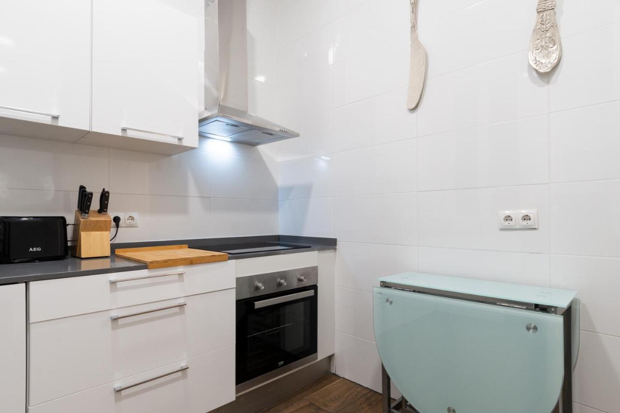 Vip Cervantes, By Monaro***** Madrid Bagian luar foto