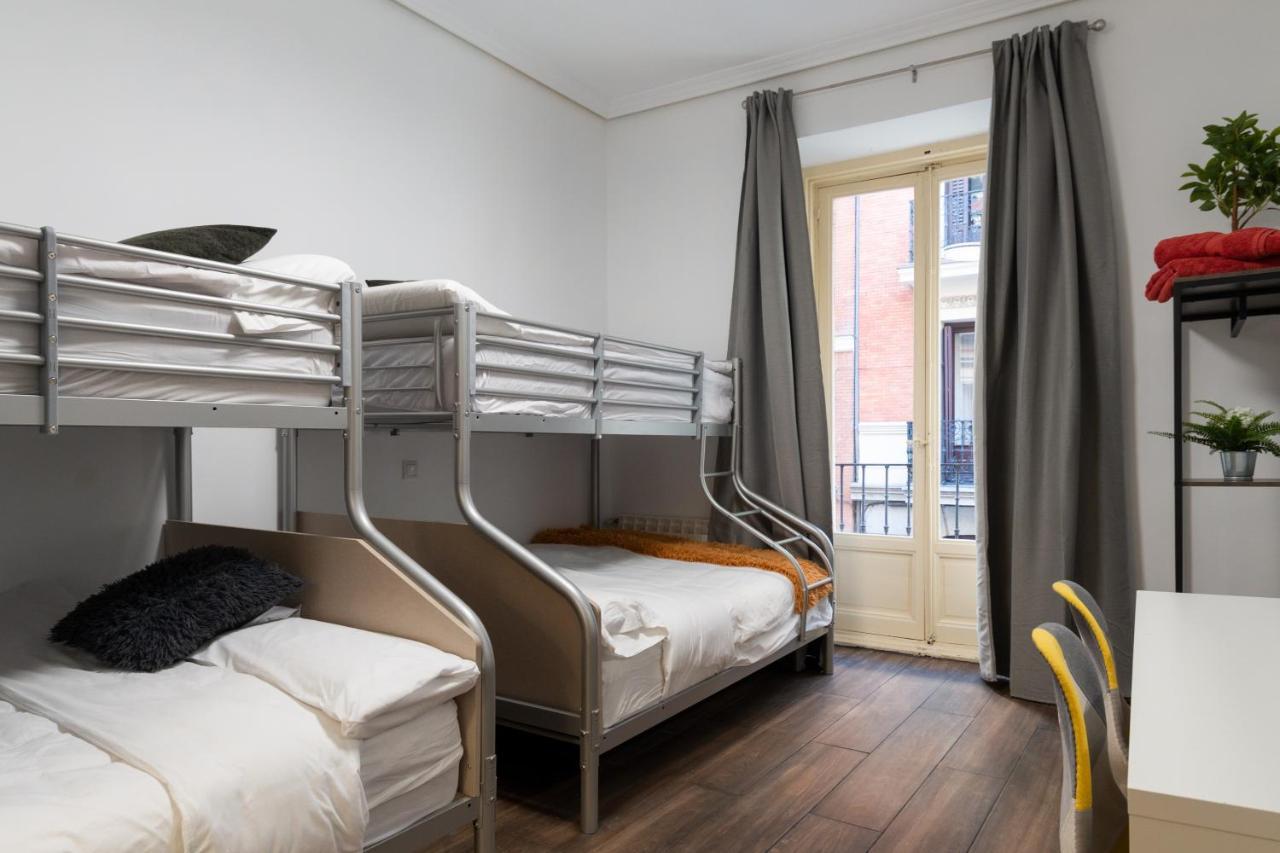 Vip Cervantes, By Monaro***** Madrid Bagian luar foto