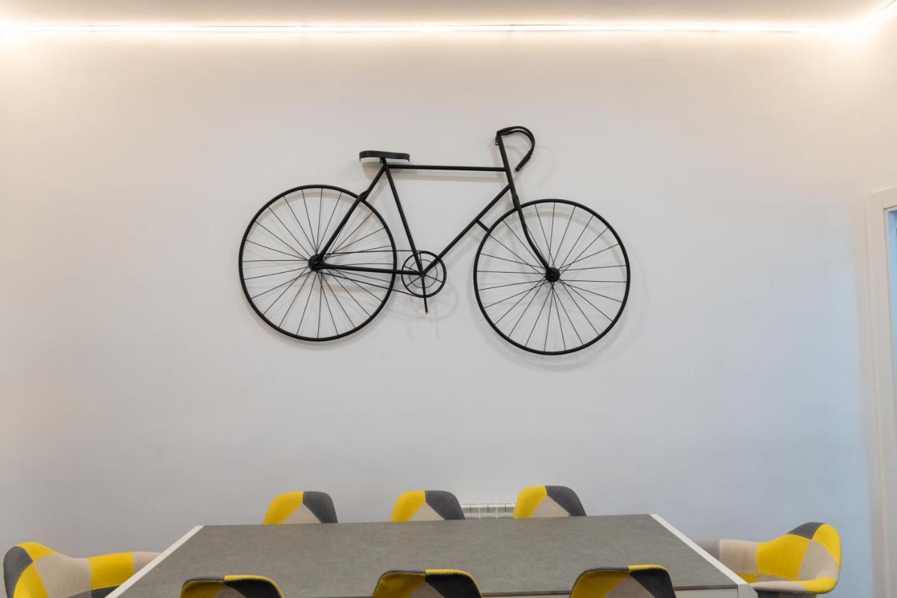 Vip Cervantes, By Monaro***** Madrid Bagian luar foto