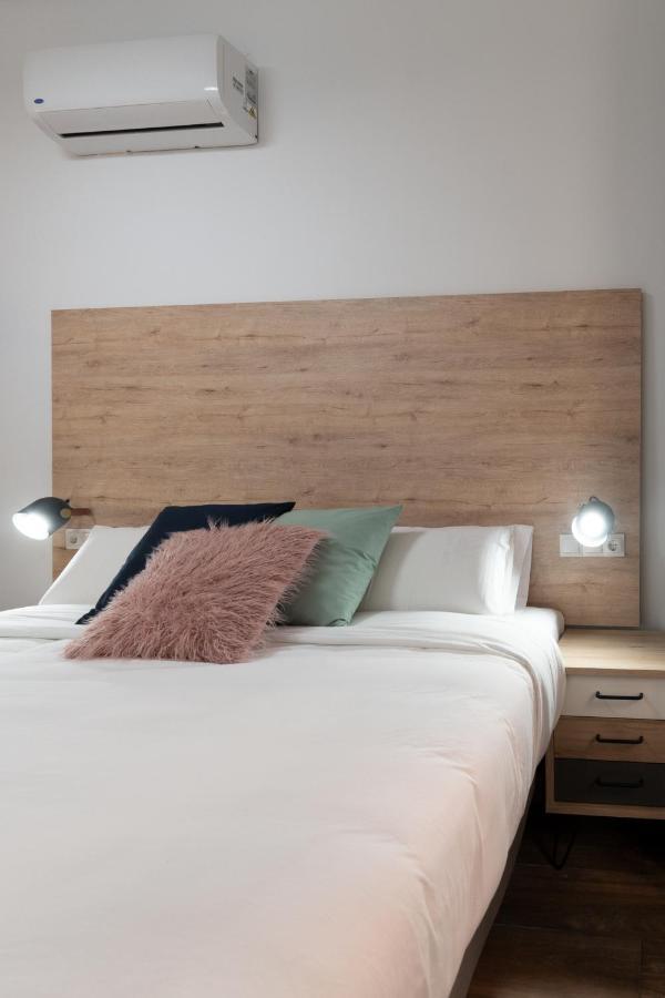 Vip Cervantes, By Monaro***** Madrid Bagian luar foto