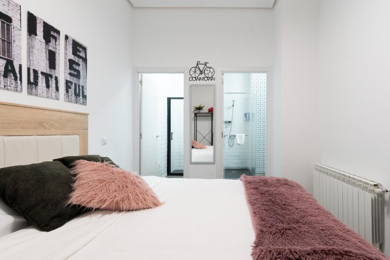 Vip Cervantes, By Monaro***** Madrid Bagian luar foto