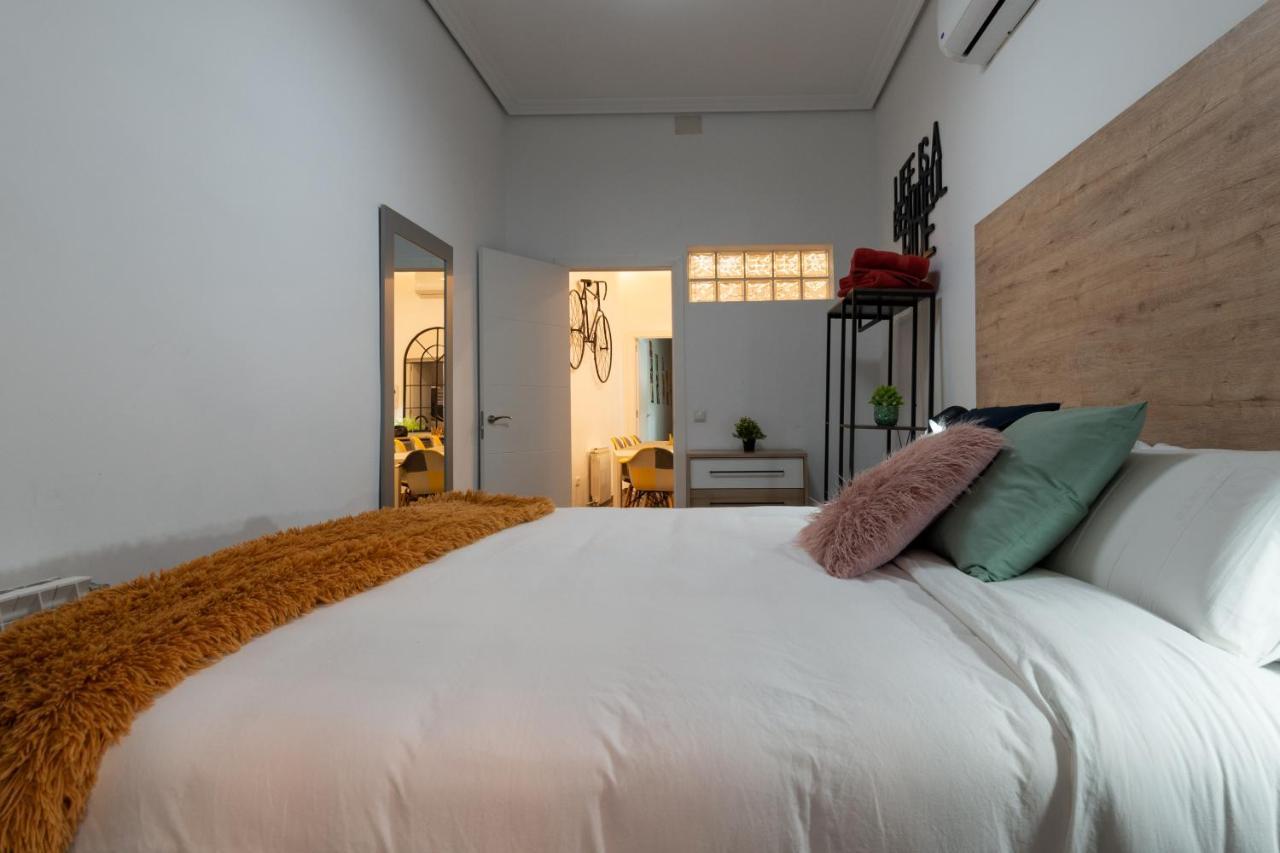 Vip Cervantes, By Monaro***** Madrid Bagian luar foto