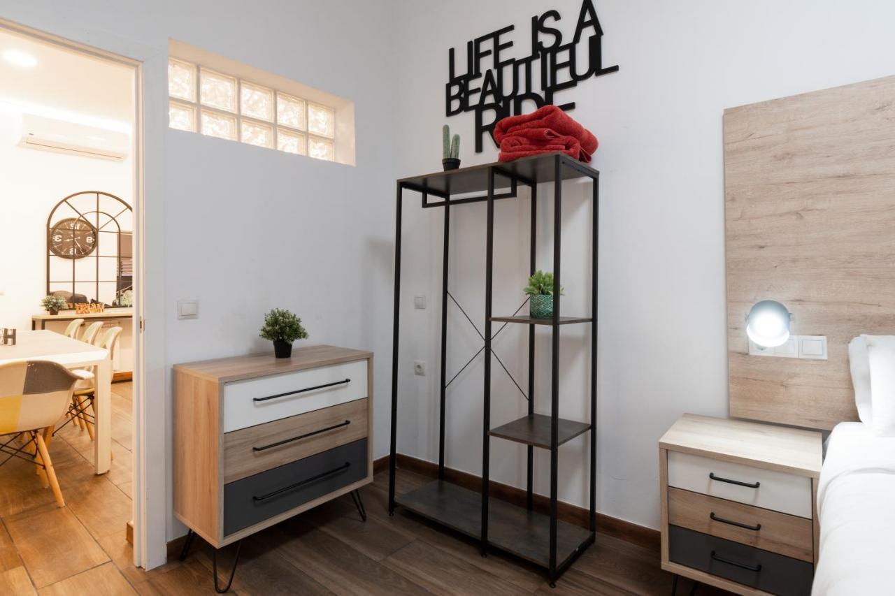 Vip Cervantes, By Monaro***** Madrid Bagian luar foto