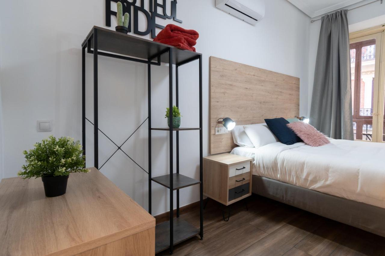 Vip Cervantes, By Monaro***** Madrid Bagian luar foto