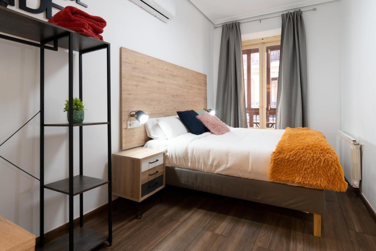 Vip Cervantes, By Monaro***** Madrid Bagian luar foto